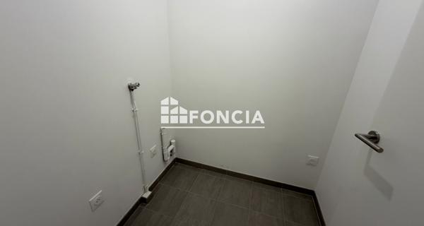 Location Appartement 3 pièces 80.61 m² - Evry 91000