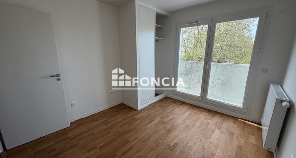 Location Appartement 3 pièces 80.61 m² - Evry 91000