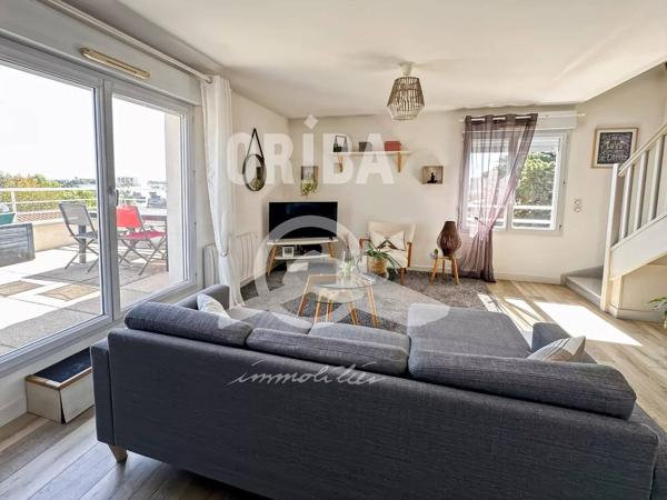 Appartement T3 duplex avec grande terrasse au dernier étage – CHANTENAY