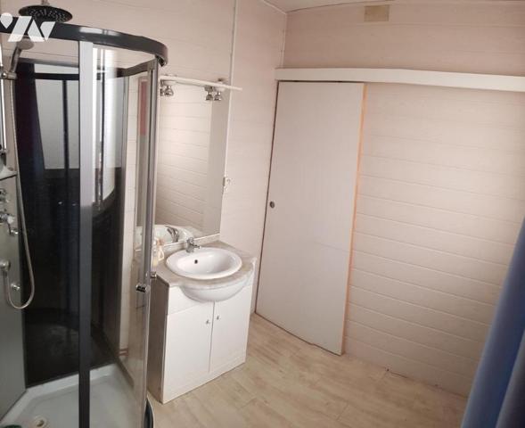 Maison de ville spacieuse à FRUGES