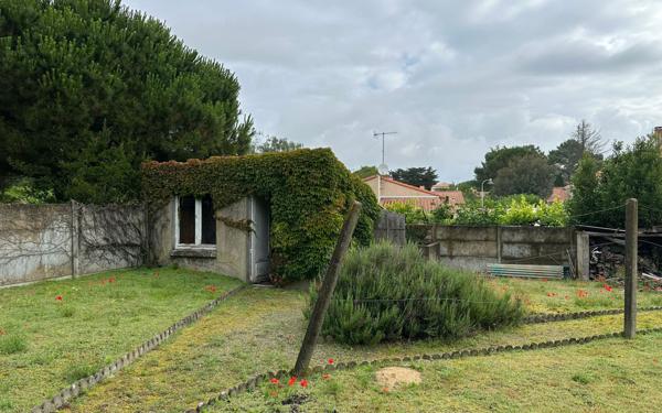 Maison à vendre    3 pièces •  Saint-Vincent-sur-Jard