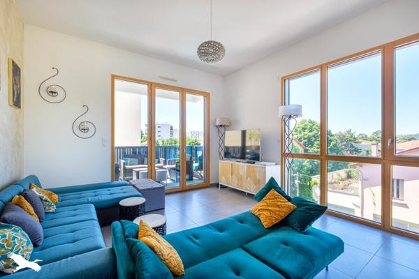 Appartement à vendre |  Lyon 04 |  4 pièces | 86,8 m²