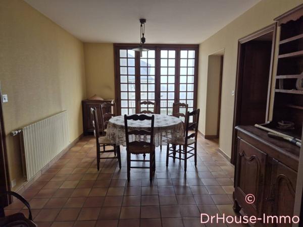 Maison à vendre 8 pièces de 225 m²