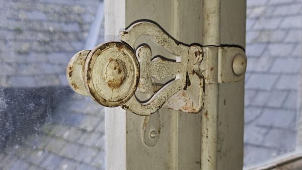 Saint-Malo (35400) Maison de caractère en cœur de ville, cadre calme et proche de tout, à réhabiliter.
