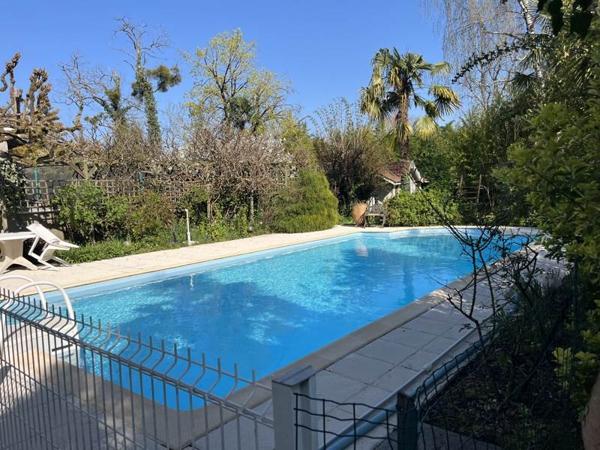 Maison à vendre |  Pau |  6 pièces | 270 m²