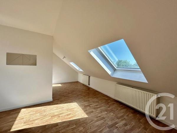 Appartement F3 à vendre  3 pièces - 53,01 m 2   LA ROCHE SUR YON  - 85