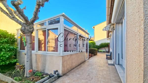 🏡 EXCLUSIVITÉ – Charmante maison de plain-pied 3 chambres avec beau terrain arboré !