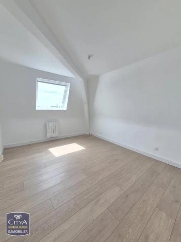 Appartement à louer 3 pièces 64.8m² Armentières (59280)