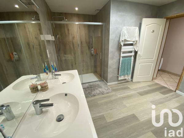 Maison à vendre 7 pièces 128 m² Saint-Martin-de-Saint-Maixent