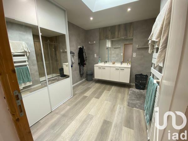 Maison à vendre 7 pièces 128 m² Saint-Martin-de-Saint-Maixent