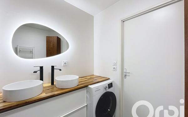 Appartement à louer    3 pièces • 60,70 m2 Vaulx-en-Velin