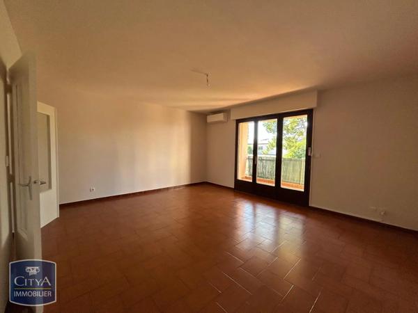 Appartement à louer 3 pièces 76.5m² Carpentras (84200)