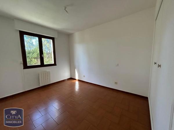 Appartement à louer 3 pièces 76.5m² Carpentras (84200)