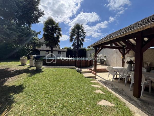 Maison traditionnelle de 198 m²