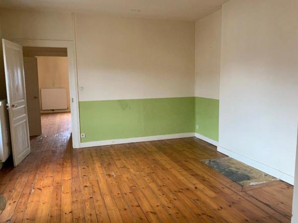 Maison à vendre 5 pièces DESCARTES (37) avec la possibilité d avoir deux logements