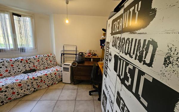 Appartement à vendre    4 pièces • 79 m2 Aubagne