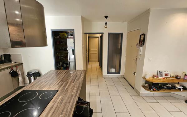 Appartement à vendre    4 pièces • 79 m2 Aubagne