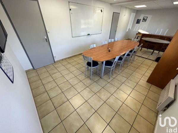 Murs commerciaux  à vendre 1 370 m² Saint-Lin