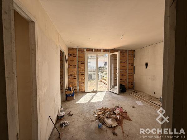 Grande Maison avec Piscine, Garage et maison annexe – Saint-Jean-d'Angély