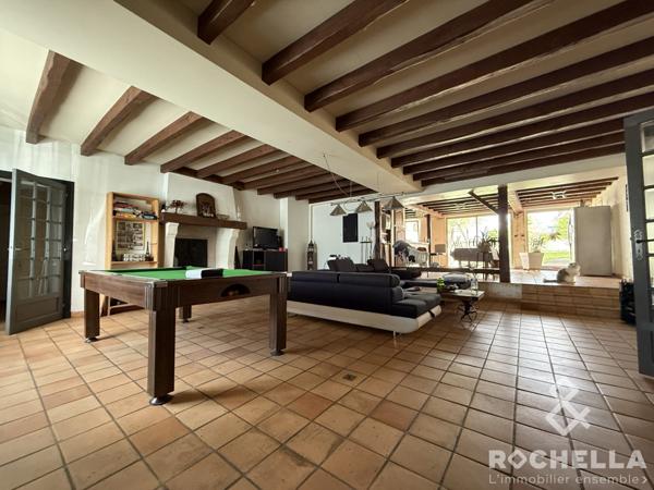 Grande Maison avec Piscine, Garage et maison annexe – Saint-Jean-d'Angély