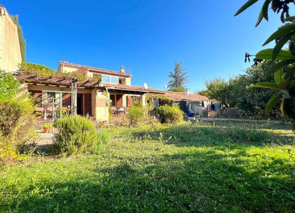 Maison à vendre    4 pièces •  Pertuis