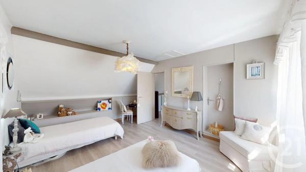 Maison à vendre  6 pièces - 167,93 m 2   BATZ SUR MER  - 44