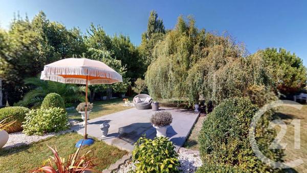 Maison à vendre  6 pièces - 167,93 m 2   BATZ SUR MER  - 44