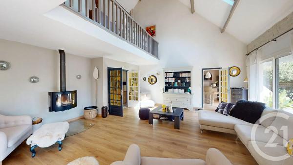 Maison à vendre  6 pièces - 167,93 m 2   BATZ SUR MER  - 44