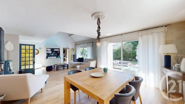 Maison à vendre  6 pièces - 167,93 m 2   BATZ SUR MER  - 44