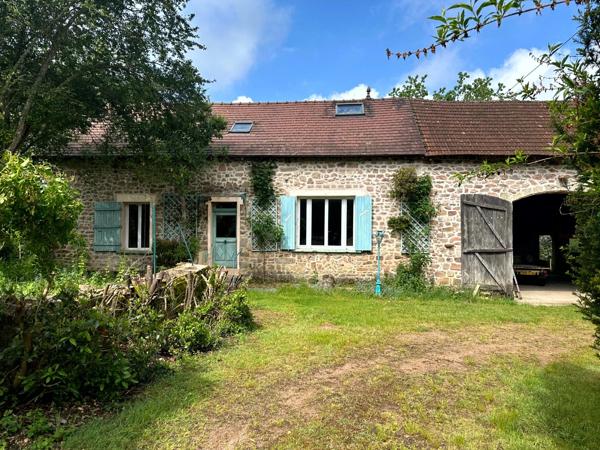 Exclusivité – Propriété de caractère avec étang, dans un écrin naturel préservé du Morvan - proche de SAULIEU (21)