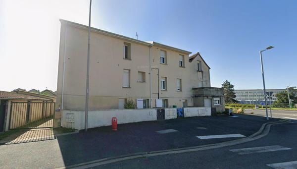 Appartement 2 pièces à louer Châtellerault - 86100 / Réf: 657