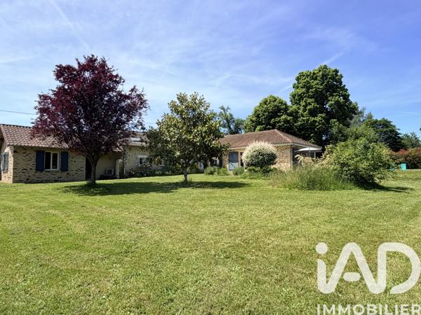 Maison à vendre 5 pièces 158,55 m² Saint-Léonard-de-Noblat