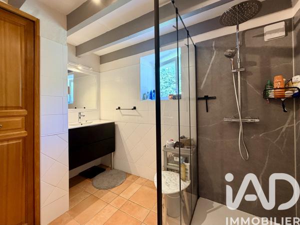 Maison à vendre 5 pièces 158,55 m² Saint-Léonard-de-Noblat