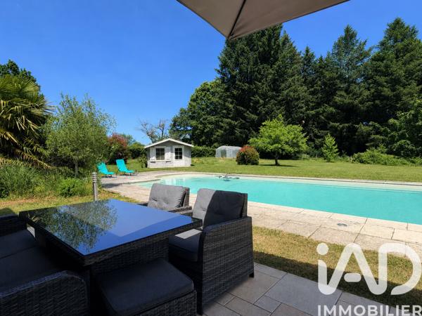 Maison à vendre 5 pièces 158,55 m² Saint-Léonard-de-Noblat