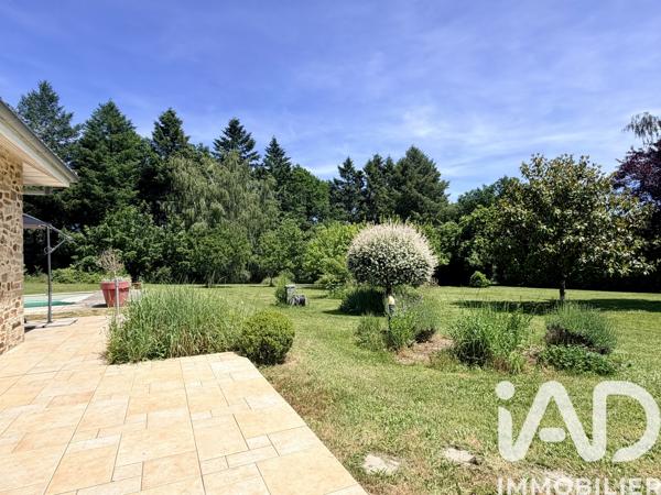 Maison à vendre 5 pièces 158,55 m² Saint-Léonard-de-Noblat