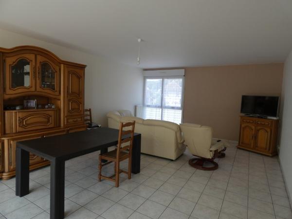 Fonds De Commerce à Écouves, 61250 - 351m²