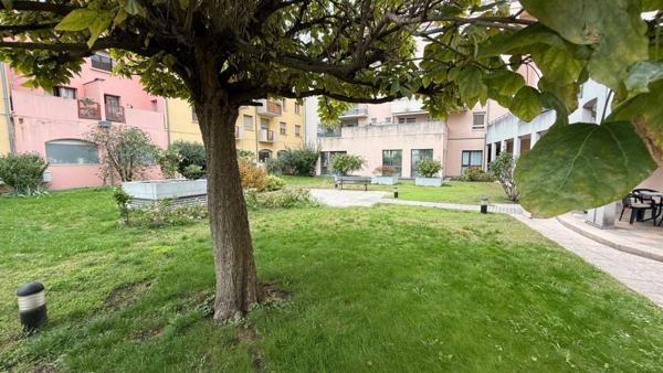 Centre ville Colmar Beau T4 dernier étage avec ascenseur à voir