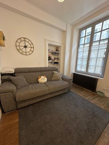 STUDIO MEUBLE - CENTRE VILLE