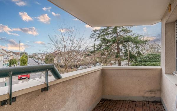 Appartement à vendre    4 pièces • 76,03 m2 Noisy-le-Grand