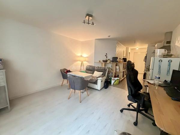 Vente                                                      Appartement
                        
                     2 pièces                      42 m2                     à Saint-Malo