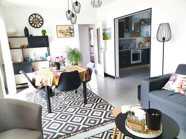 Appartement  3 pièce(s)  2 chambre(s)  57 m²