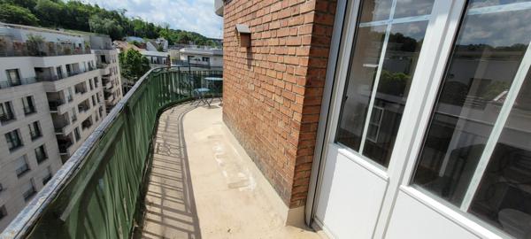 Appartement à louer    2 pièces • 43,20 m2    Issy-les-Moulineaux