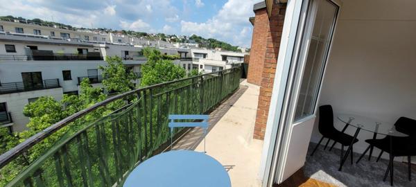 Appartement à louer    2 pièces • 43,20 m2    Issy-les-Moulineaux