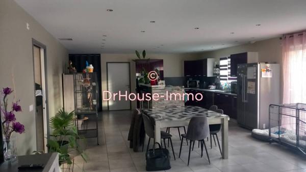 Maison à vendre 8 pièces de 234 m²