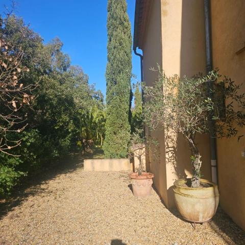 Demeure de charme provençale à pied  à la plage et vue mer