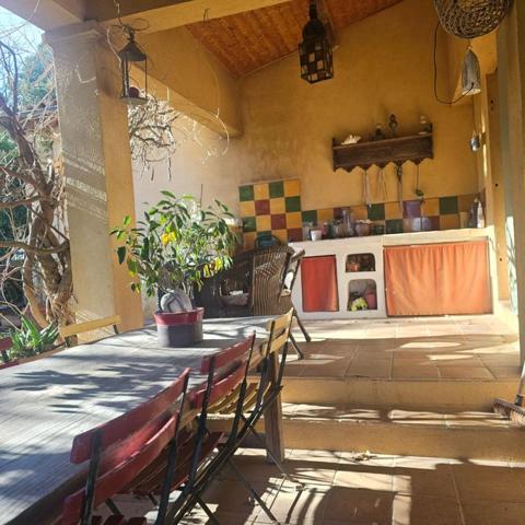 Demeure de charme provençale à pied  à la plage et vue mer