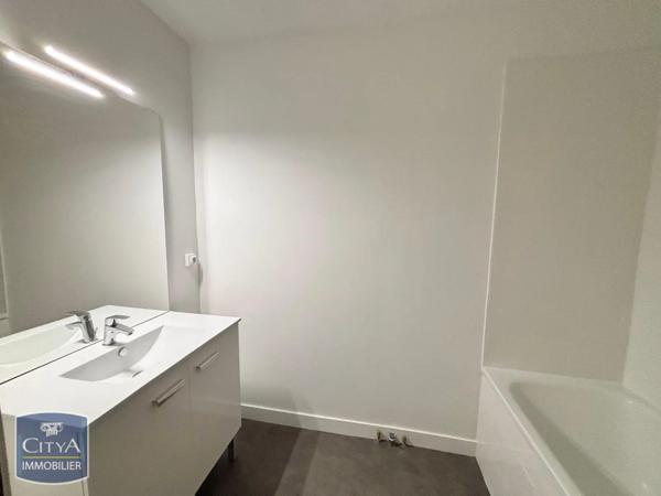 Appartement à louer 3 pièces 91.63m²