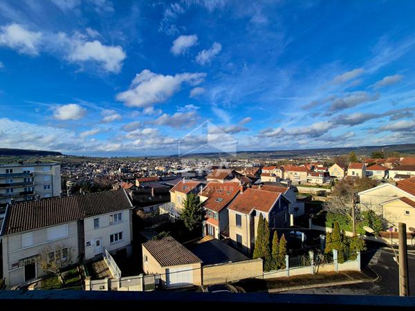 Appartement Epernay 4 pièce(s) 79m²
