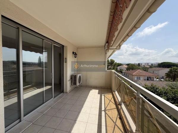 Location                                                      Appartement
                        
                                         63 m2                     à Fréjus
