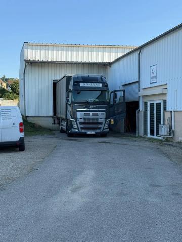 Locaux industriels de 960 m² à louer SONNAY (38)